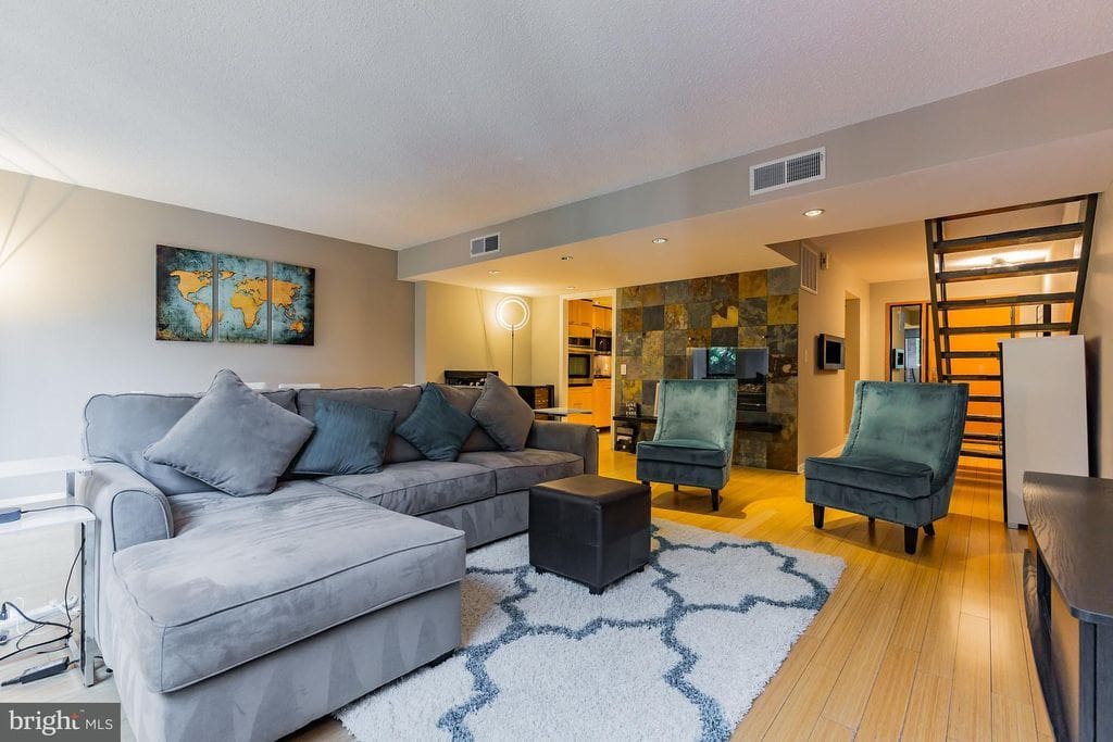 1099 22nd st nw washington dc