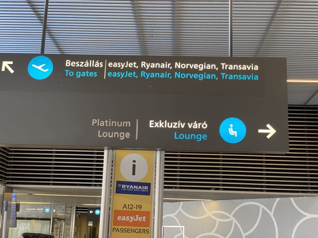 Budapest Priority Pass Platinum Lounge Sign
