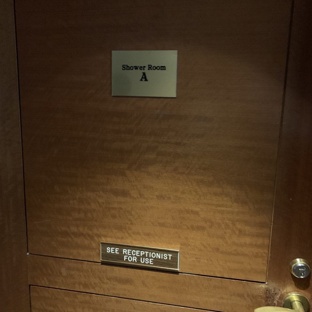 Shower Room KAL Priority Pass Lounge JFK Terminal 1