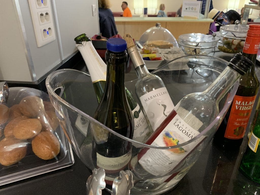 Priority Pass Lounge Seville Wine